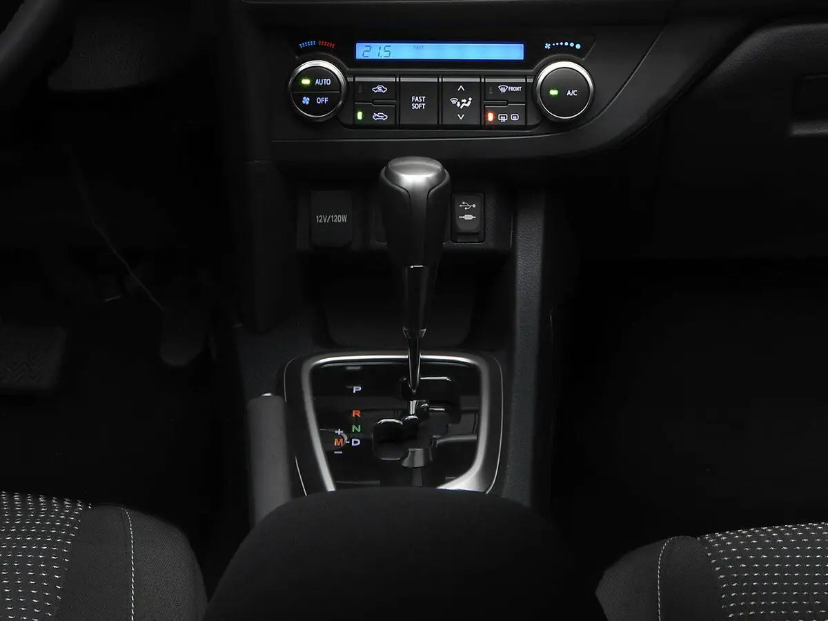 Toyota Auris II Хэтчбек 5 дв. — сүрөт 10