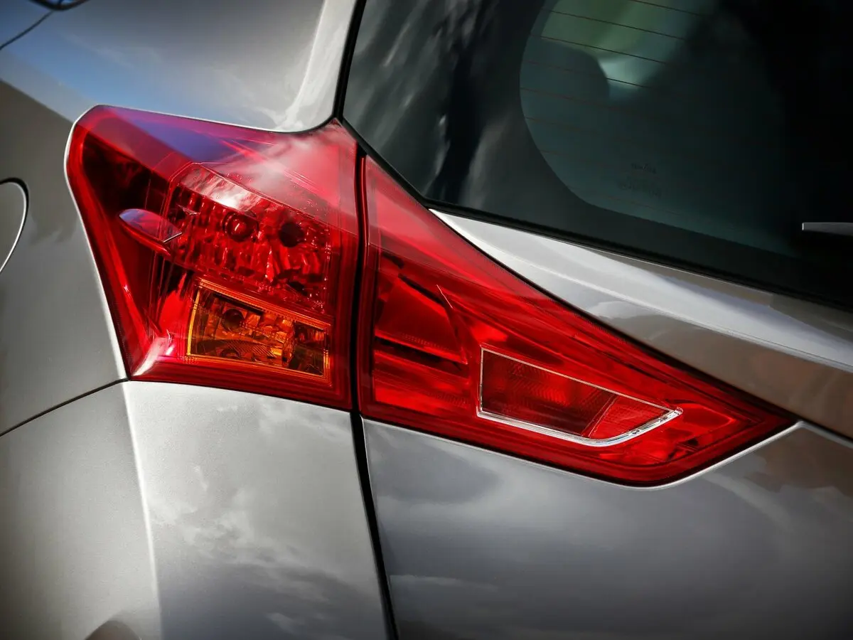 Toyota Auris II Хэтчбек 5 дв. — сүрөт 13