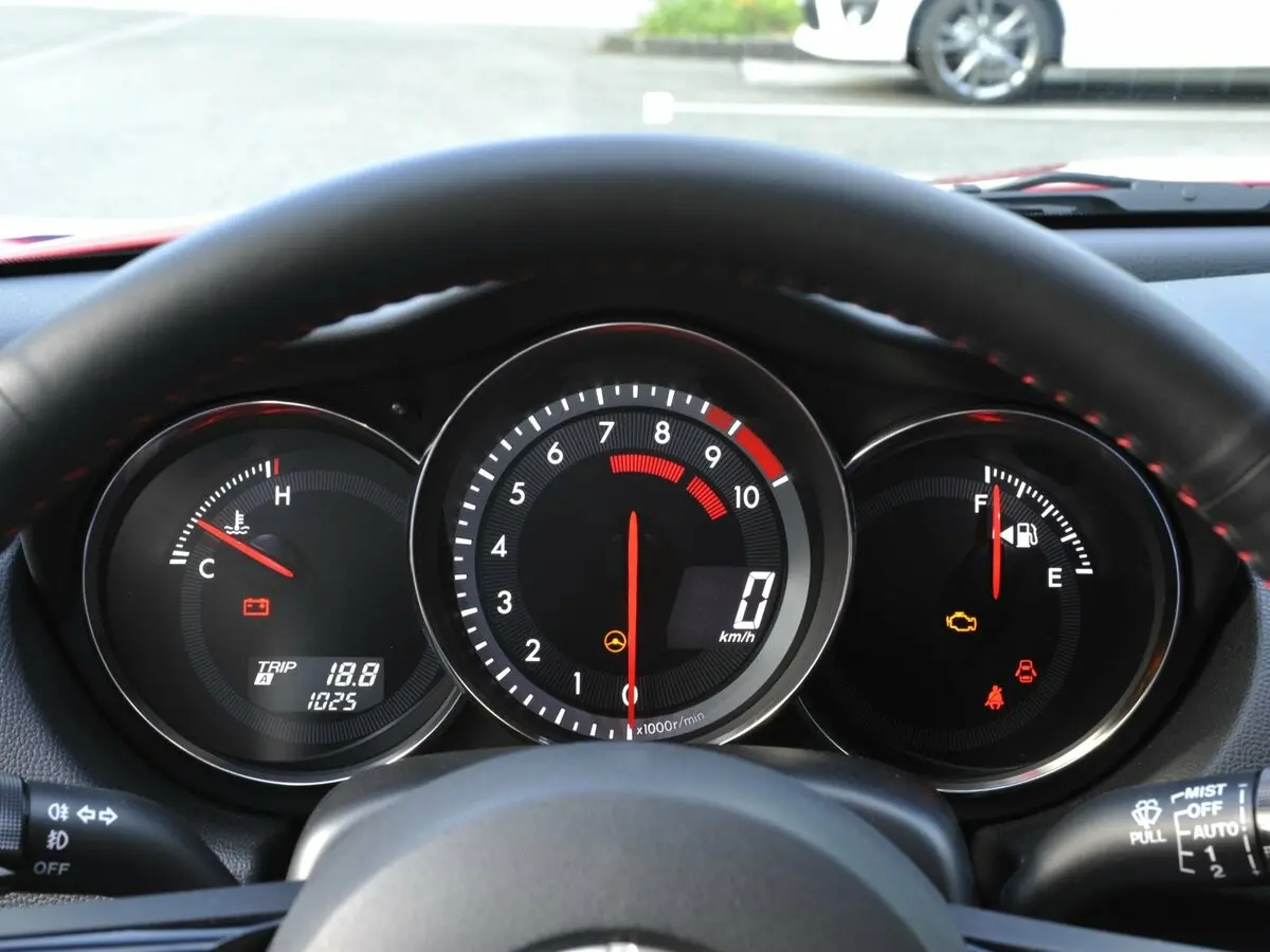 Mazda RX-8 I Рестайлинг Купе — сүрөт 9