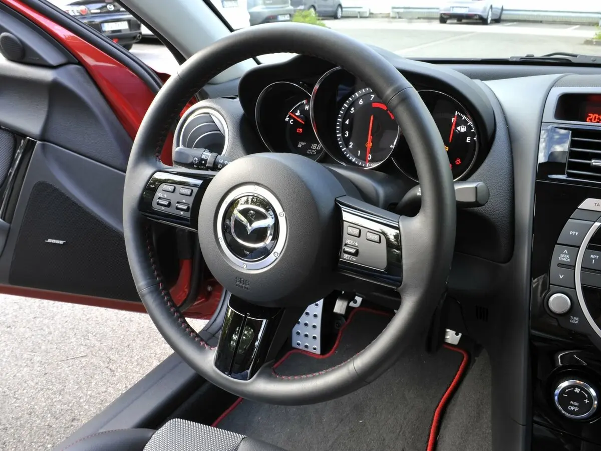 Mazda RX-8 I Рестайлинг Купе — сүрөт 10