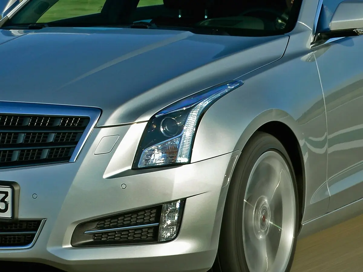Cadillac ATS I Седан — сүрөт 13