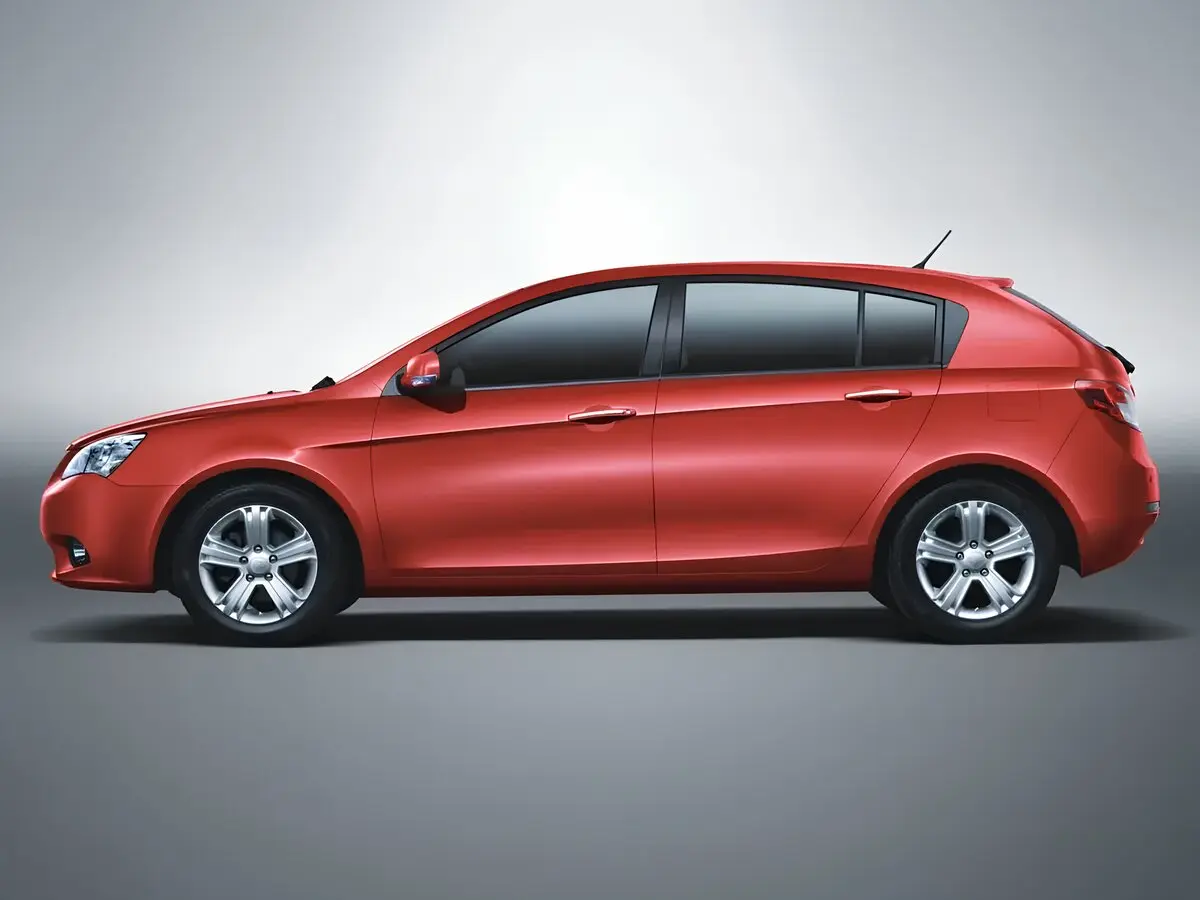 Geely Emgrand EC7 2009 – 2016 Хэтчбек 5 дв. — photo 2