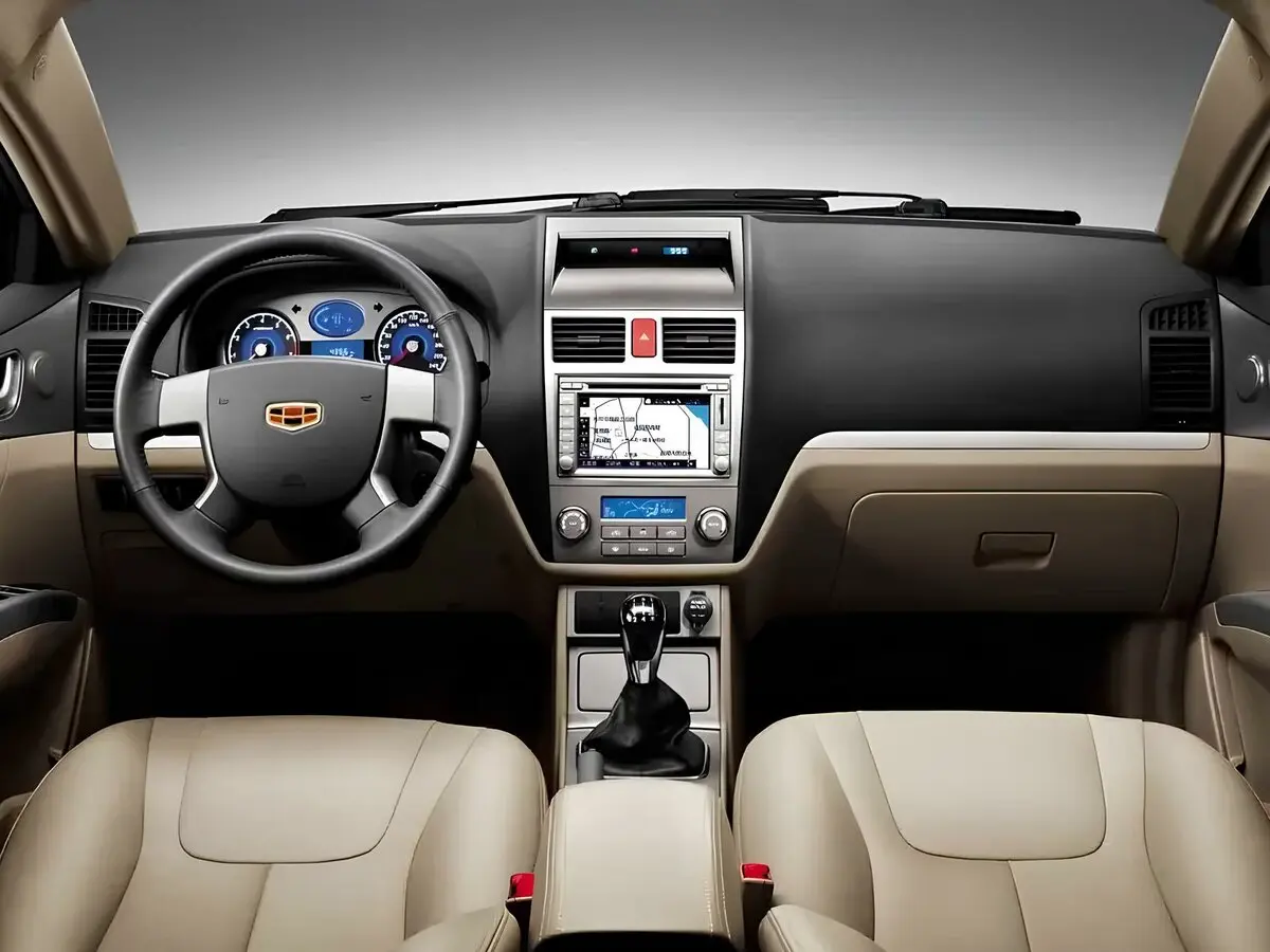 Geely Emgrand EC7 2009 – 2016 Хэтчбек 5 дв. — photo 5