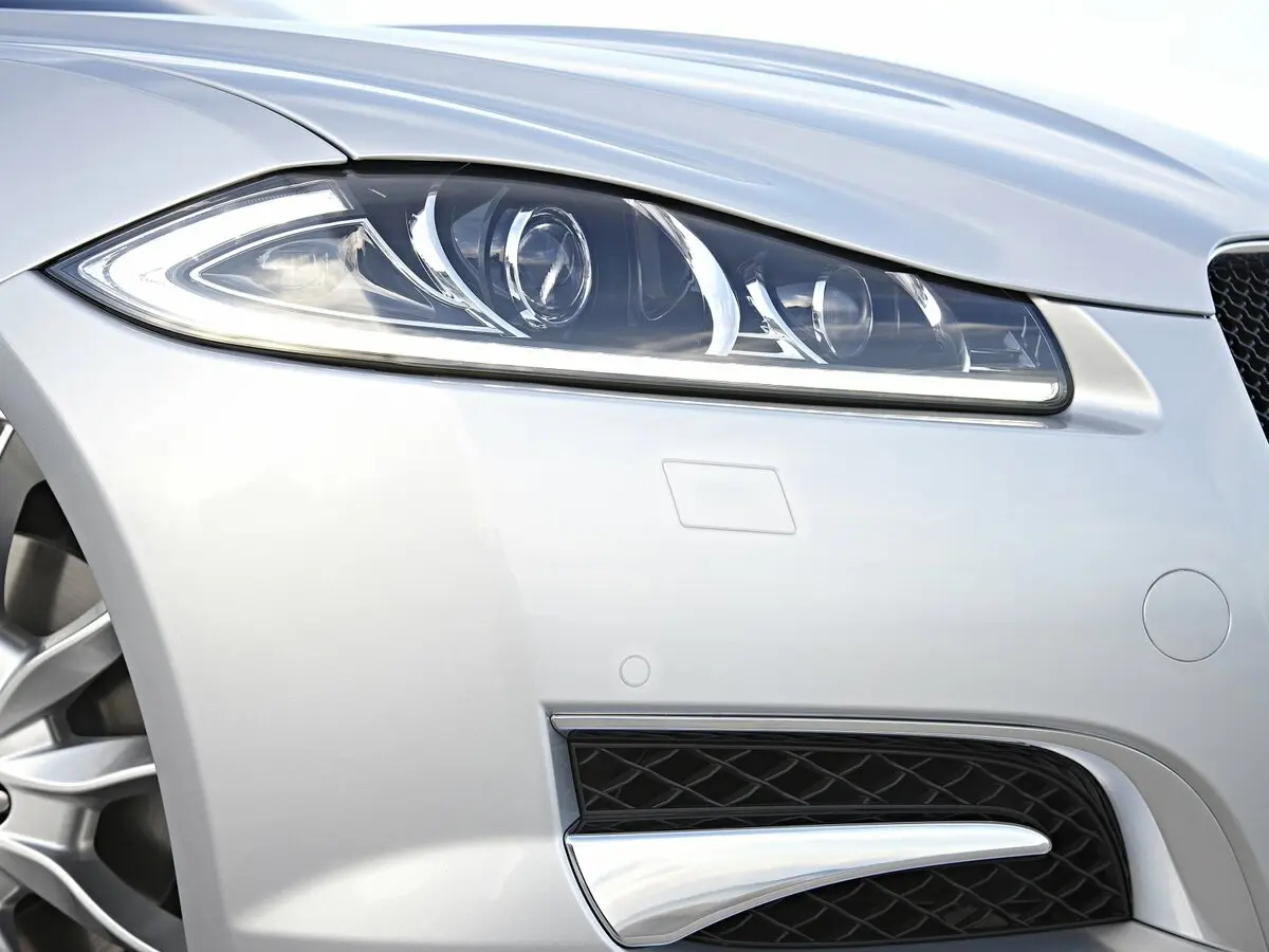 Jaguar XF I Рестайлинг Универсал 5 дв. — 照片 9