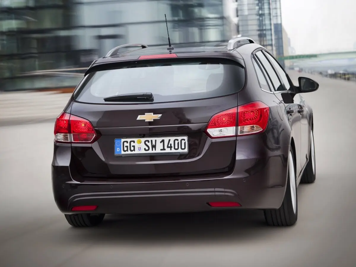 Chevrolet Cruze I Рестайлинг Универсал 5 дв. — сүрөт 3