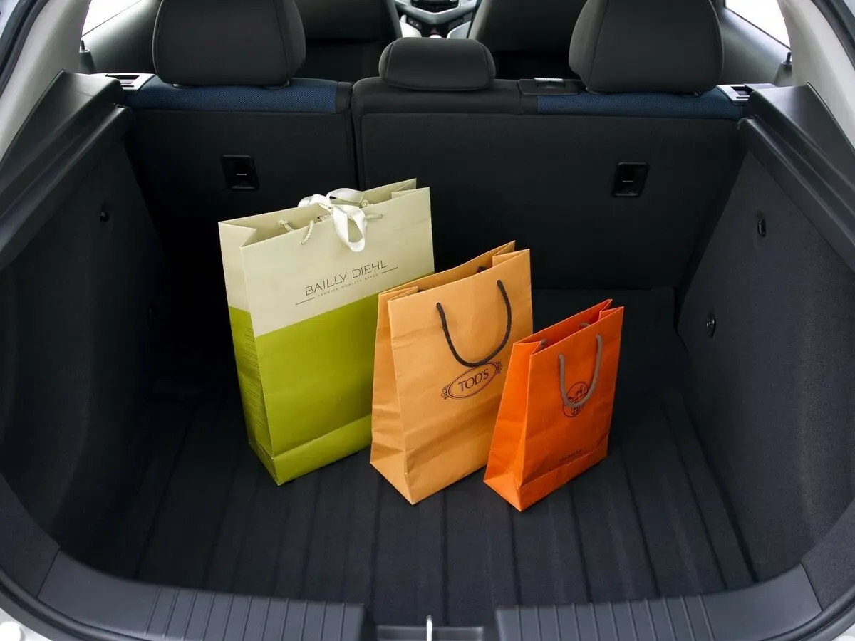 Chevrolet Cruze I Рестайлинг Хэтчбек 5 дв. — сүрөт 10