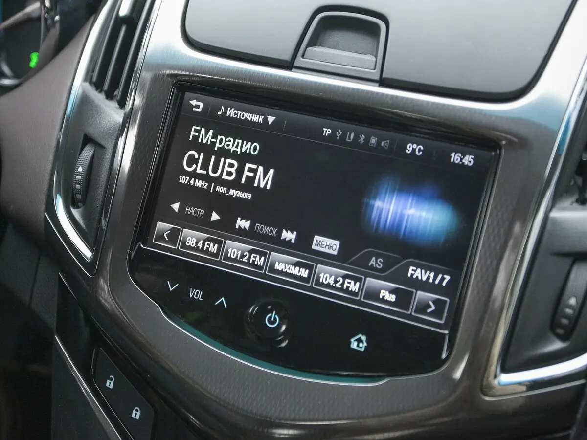 Chevrolet Cruze I Рестайлинг Хэтчбек 5 дв. — сүрөт 16
