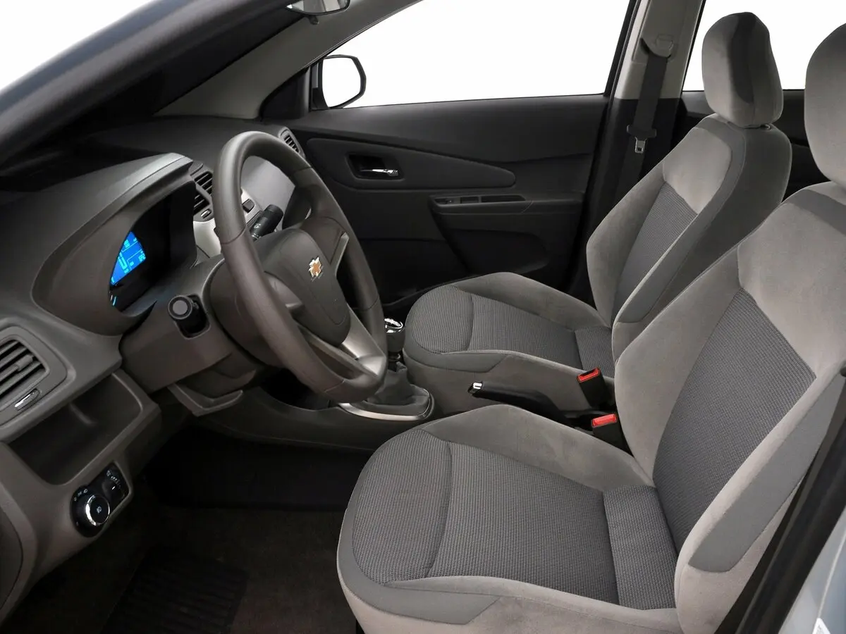Chevrolet Cobalt II Седан — сүрөт 6