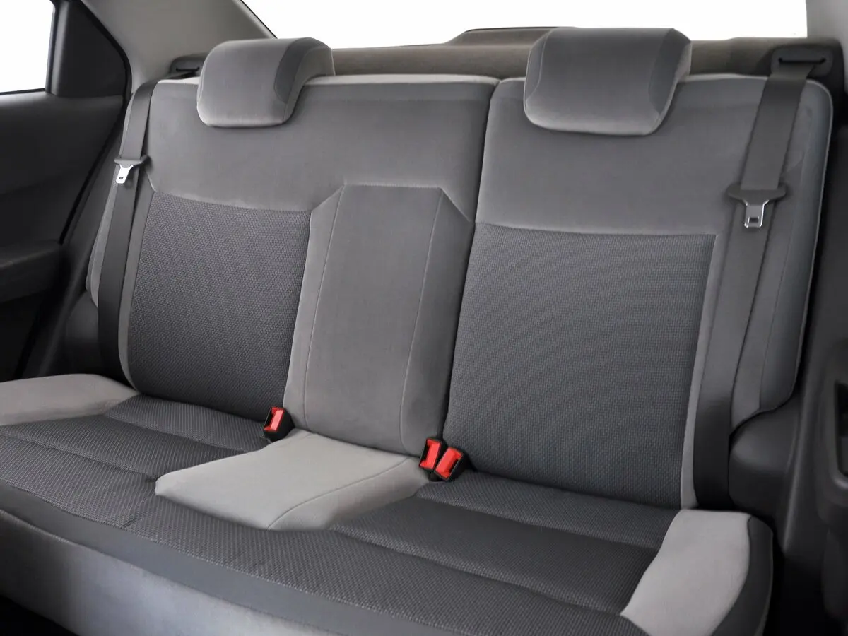 Chevrolet Cobalt II Седан — сүрөт 7
