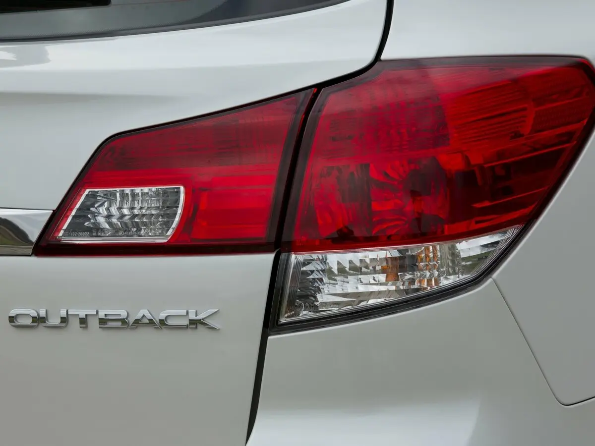 Subaru Outback IV Рестайлинг Универсал 5 дв. — фото 18