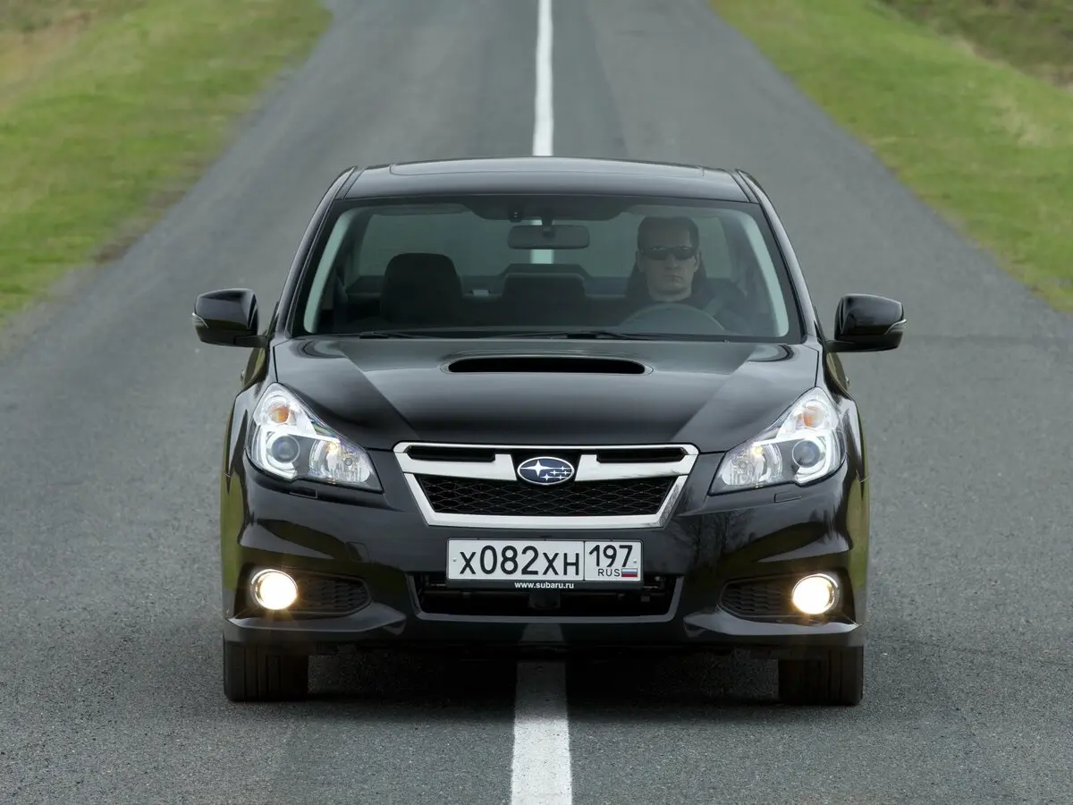 Subaru Legacy V Рестайлинг Седан — фото 3