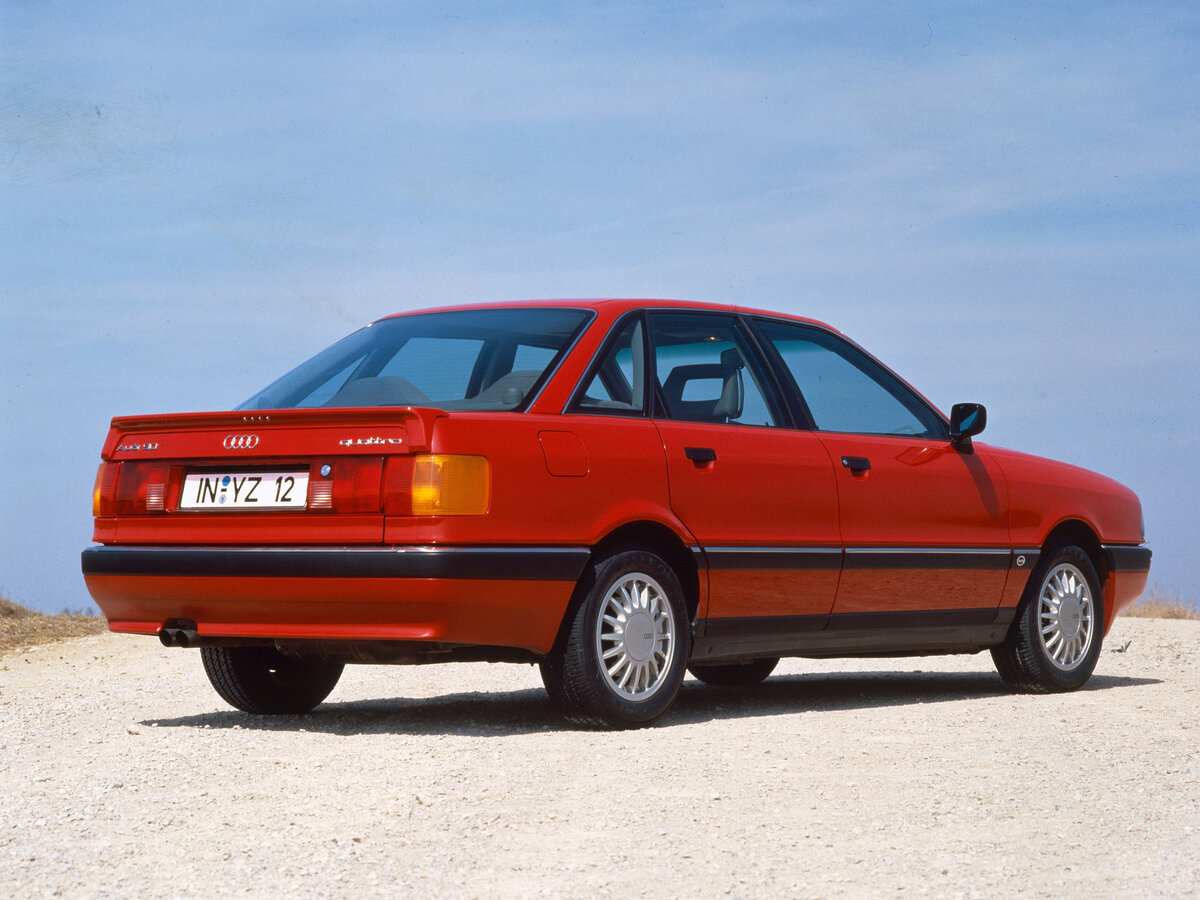 Audi 90 II (B3) Седан