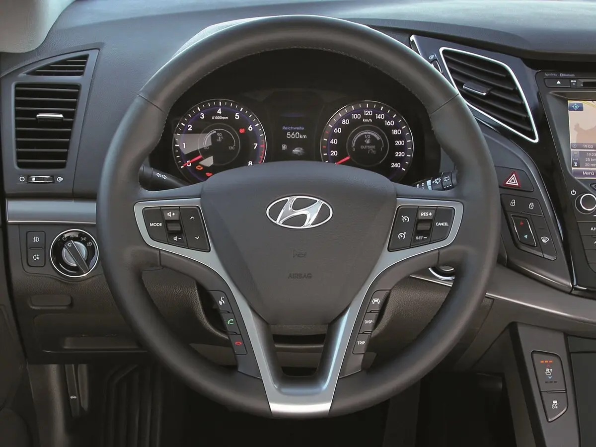 Hyundai i40 I Универсал 5 дв. — сүрөт 9