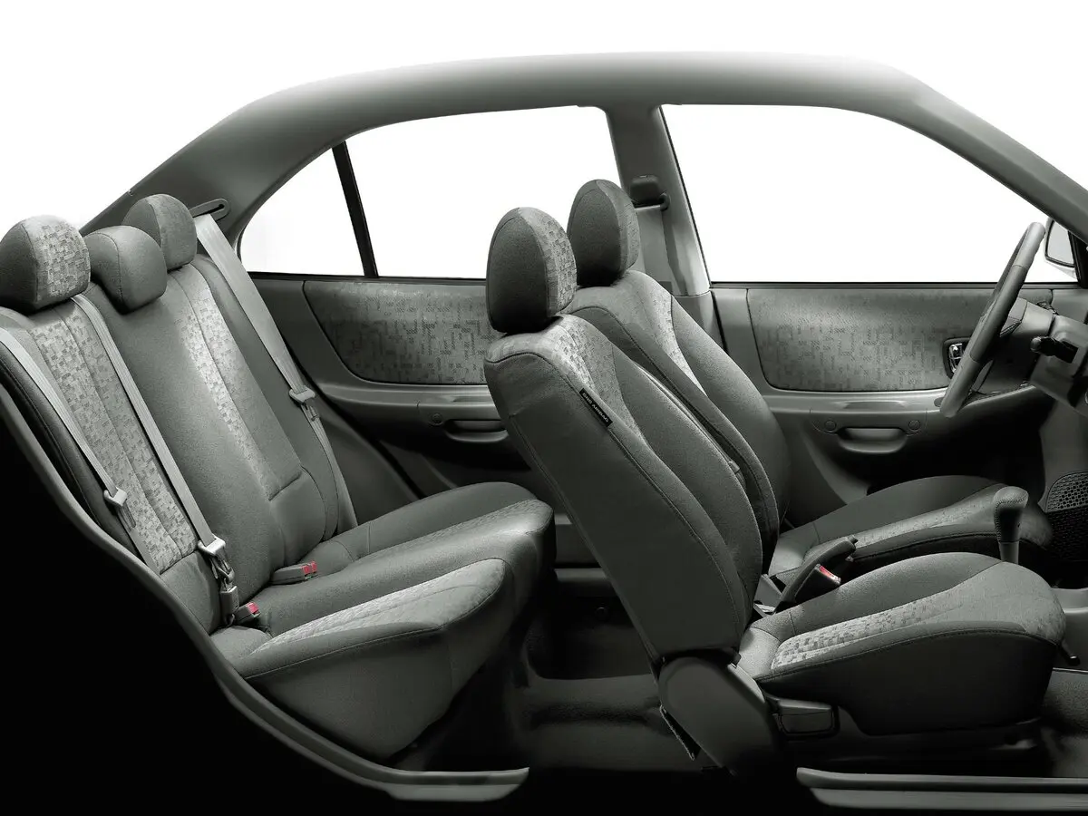 Hyundai Accent II Рестайлинг Седан — фото 8