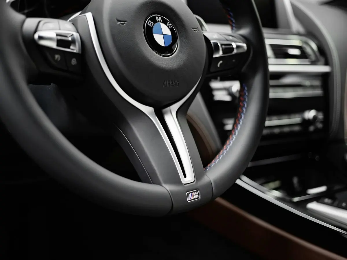 BMW M6 III (F06/F13/F12) Седан Gran Coupe — 照片 12