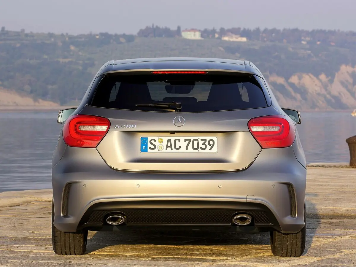 Mercedes-Benz A-Класс III (W176) Хэтчбек 5 дв. — photo 4