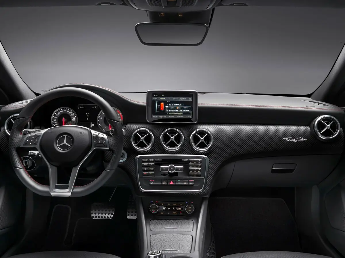 Mercedes-Benz A-Класс III (W176) Хэтчбек 5 дв. — photo 6