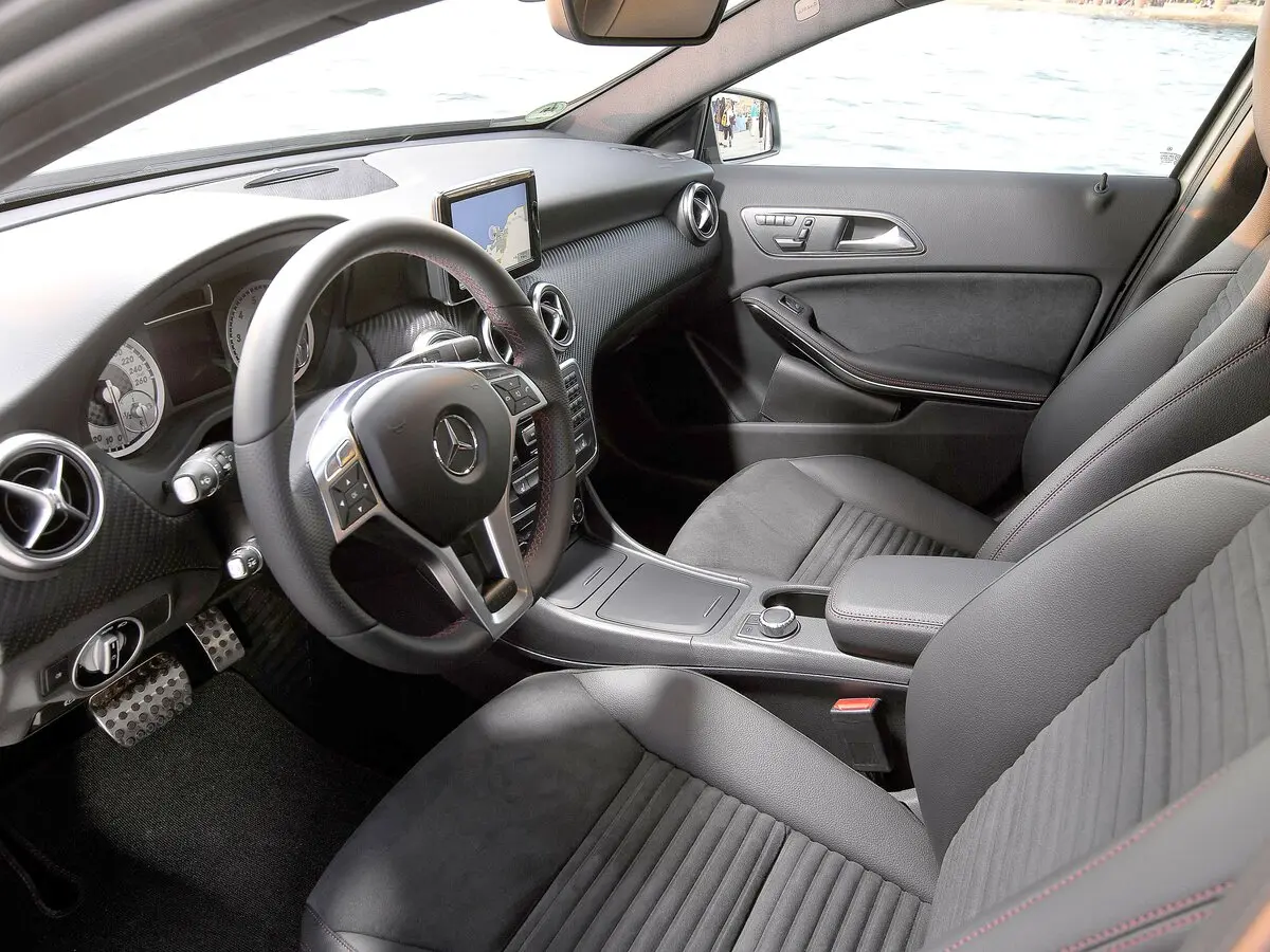 Mercedes-Benz A-Класс III (W176) Хэтчбек 5 дв. — photo 8