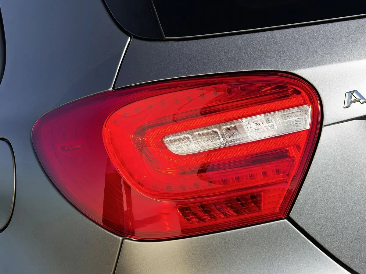 Mercedes-Benz A-Класс III (W176) Хэтчбек 5 дв. — photo 14