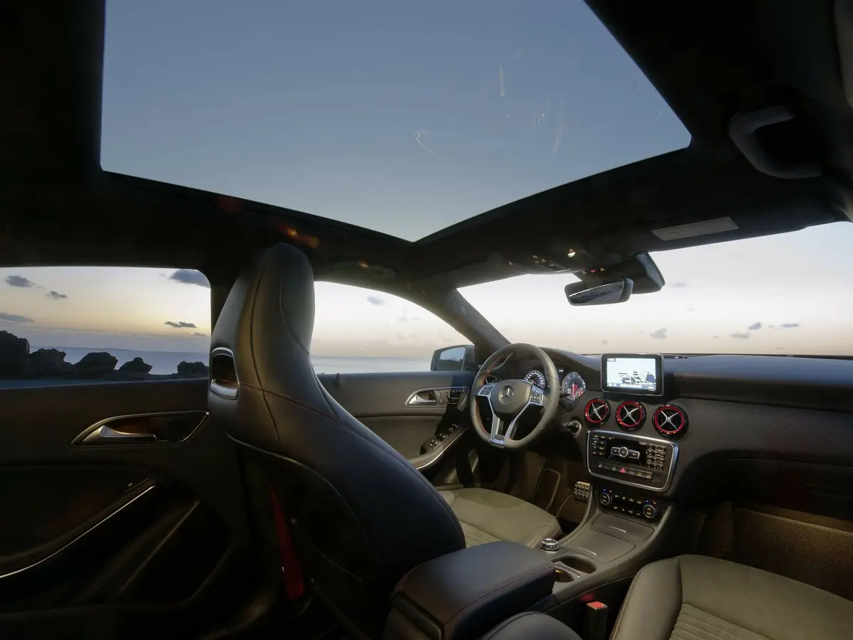 Mercedes-Benz A-Класс III (W176) Хэтчбек 5 дв. — photo 16