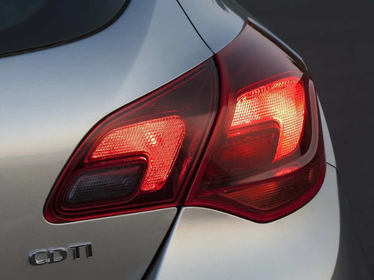 Opel Astra J Рестайлинг Хэтчбек 5 дв. — фото 14