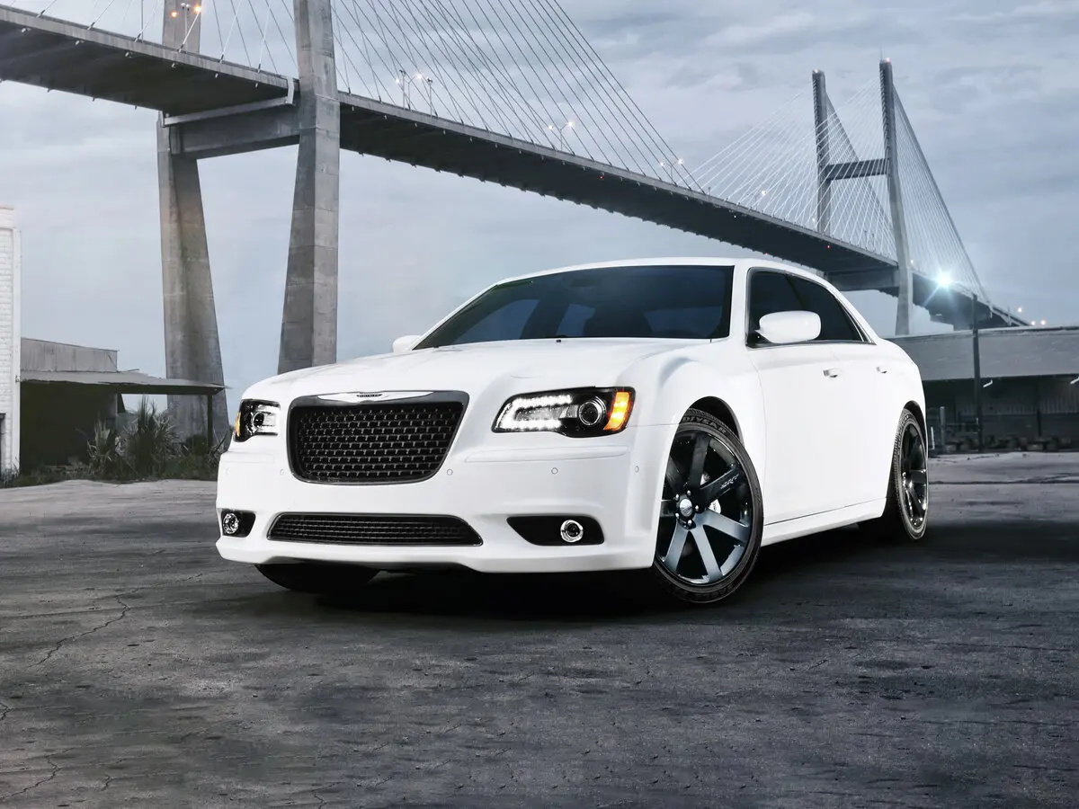 Chrysler 300C II Седан SRT8