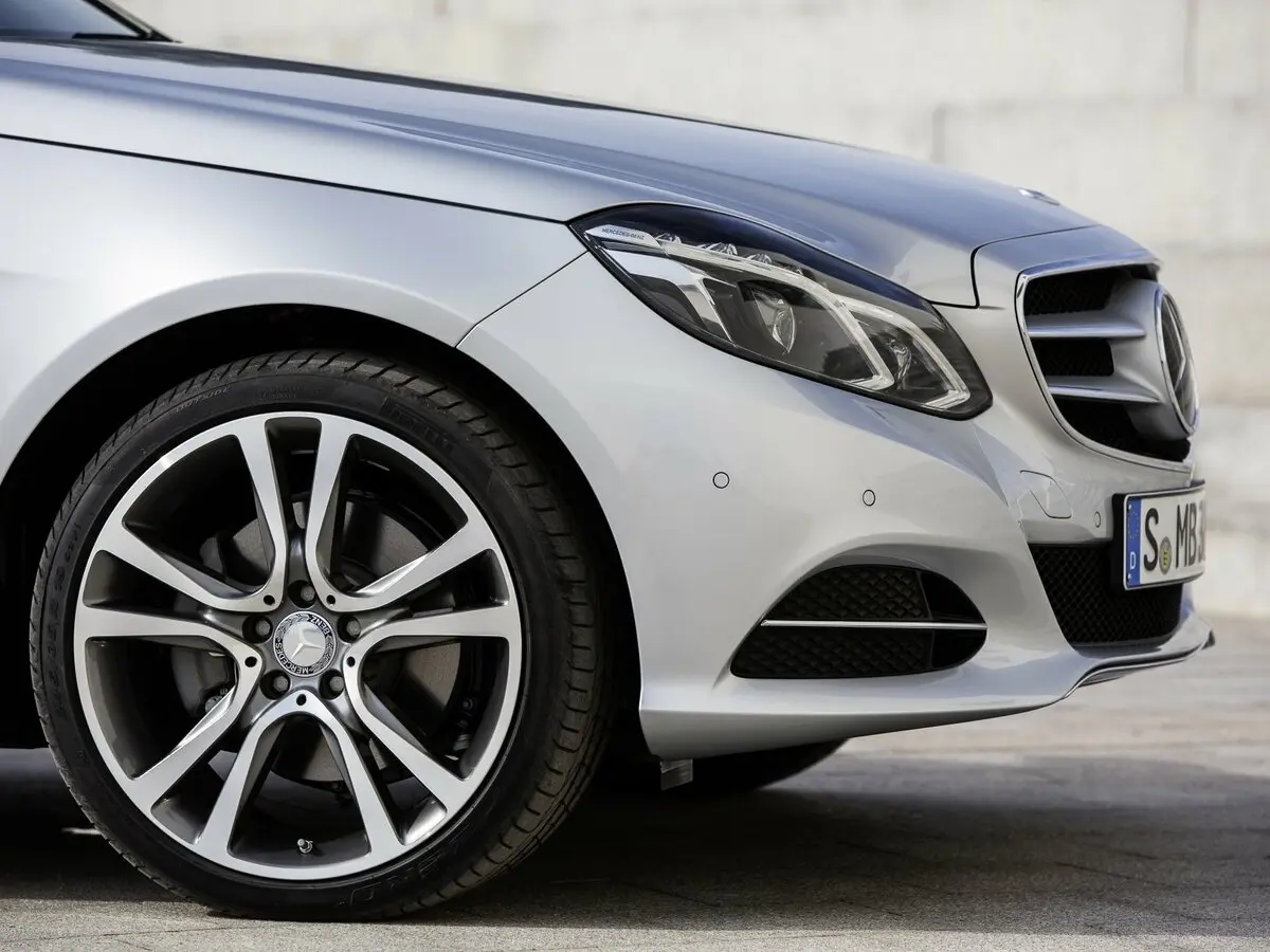 Mercedes-Benz E-Класс IV (W212, S212, C207) Рестайлинг Универсал 5 дв. — фото 16