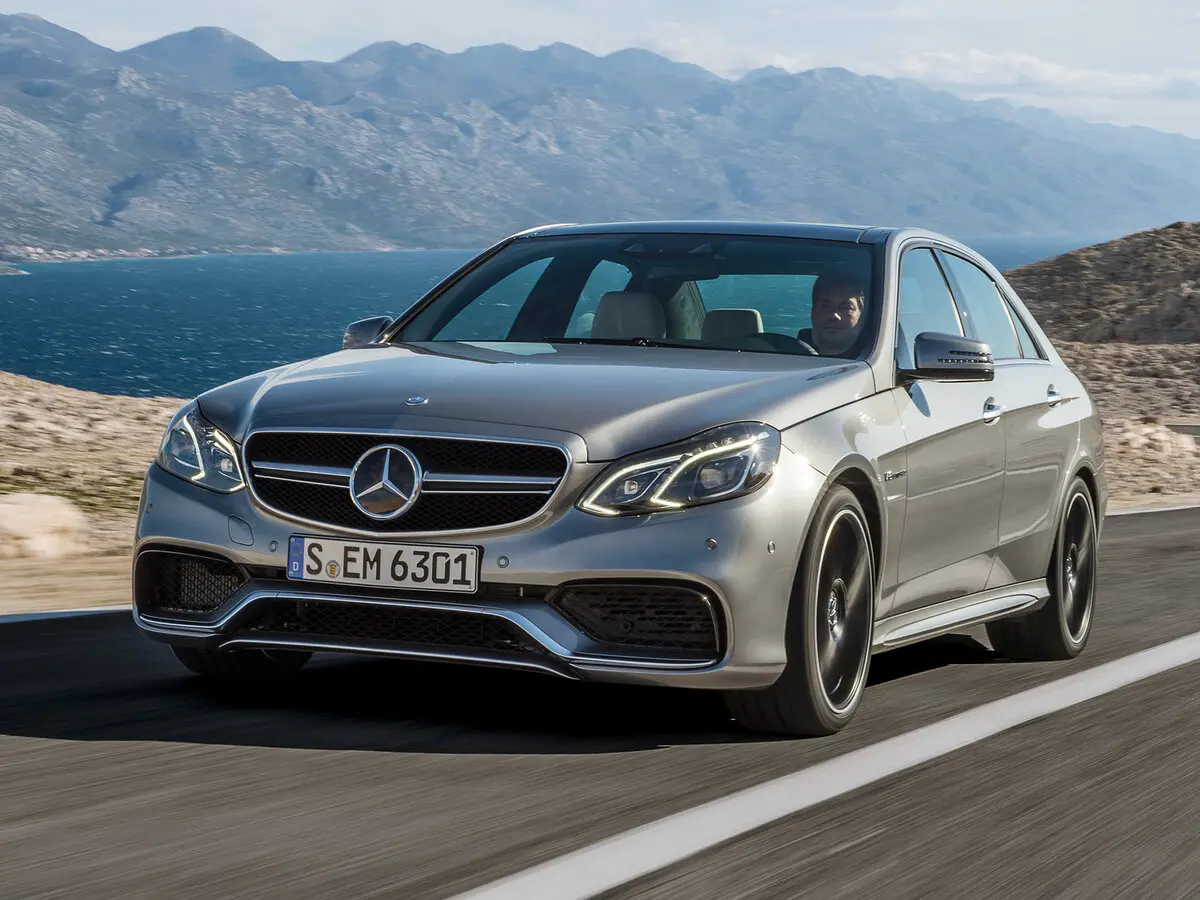 Mercedes-Benz E-Класс AMG IV (W212, S212) Рестайлинг Седан