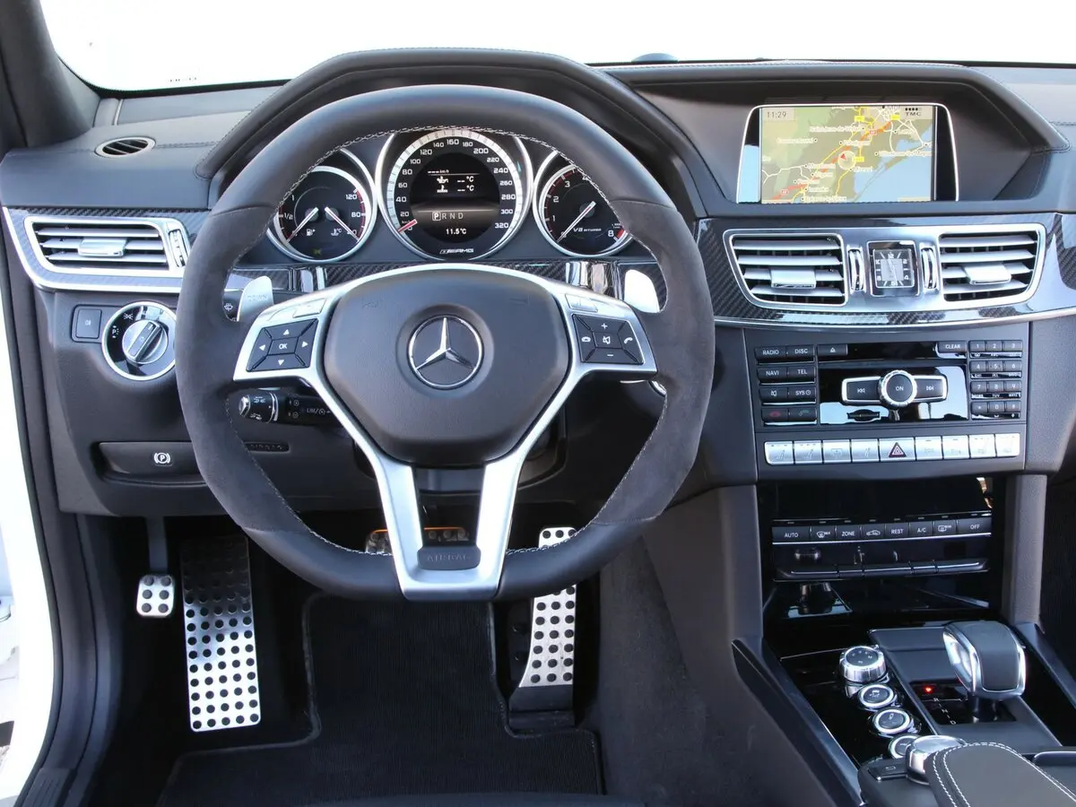 Mercedes-Benz E-Класс AMG IV (W212, S212) Рестайлинг Седан — фото 10