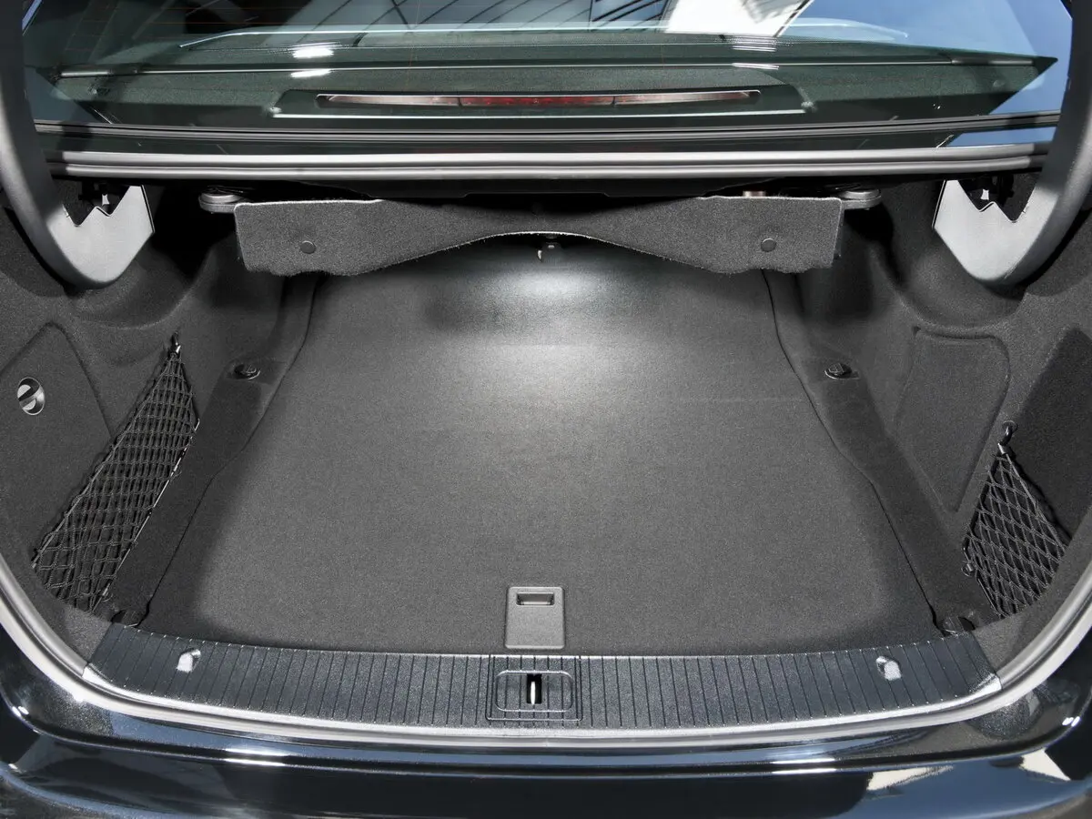 Mercedes-Benz E-Класс AMG IV (W212, S212) Рестайлинг Седан — фото 12
