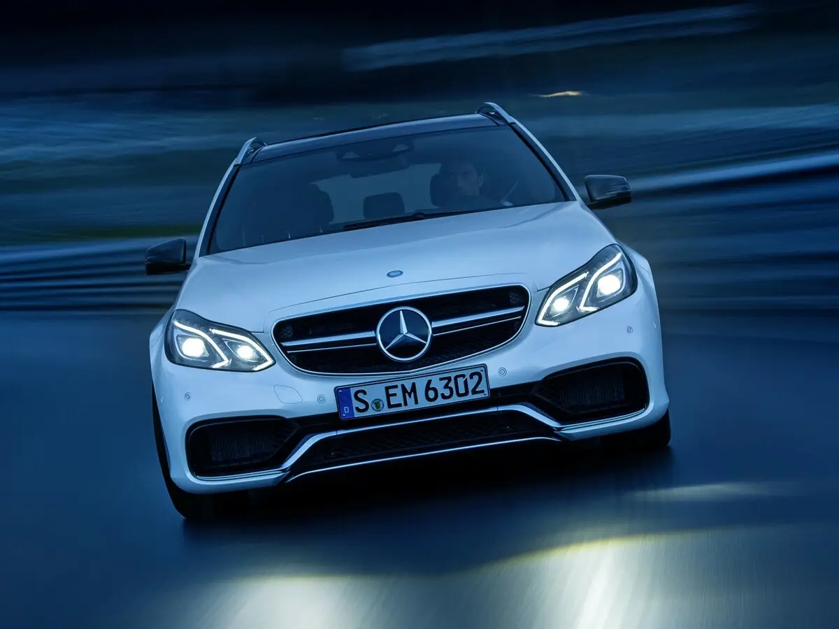Mercedes-Benz E-Класс AMG IV (W212, S212) Рестайлинг Универсал 5 дв. — фото 3