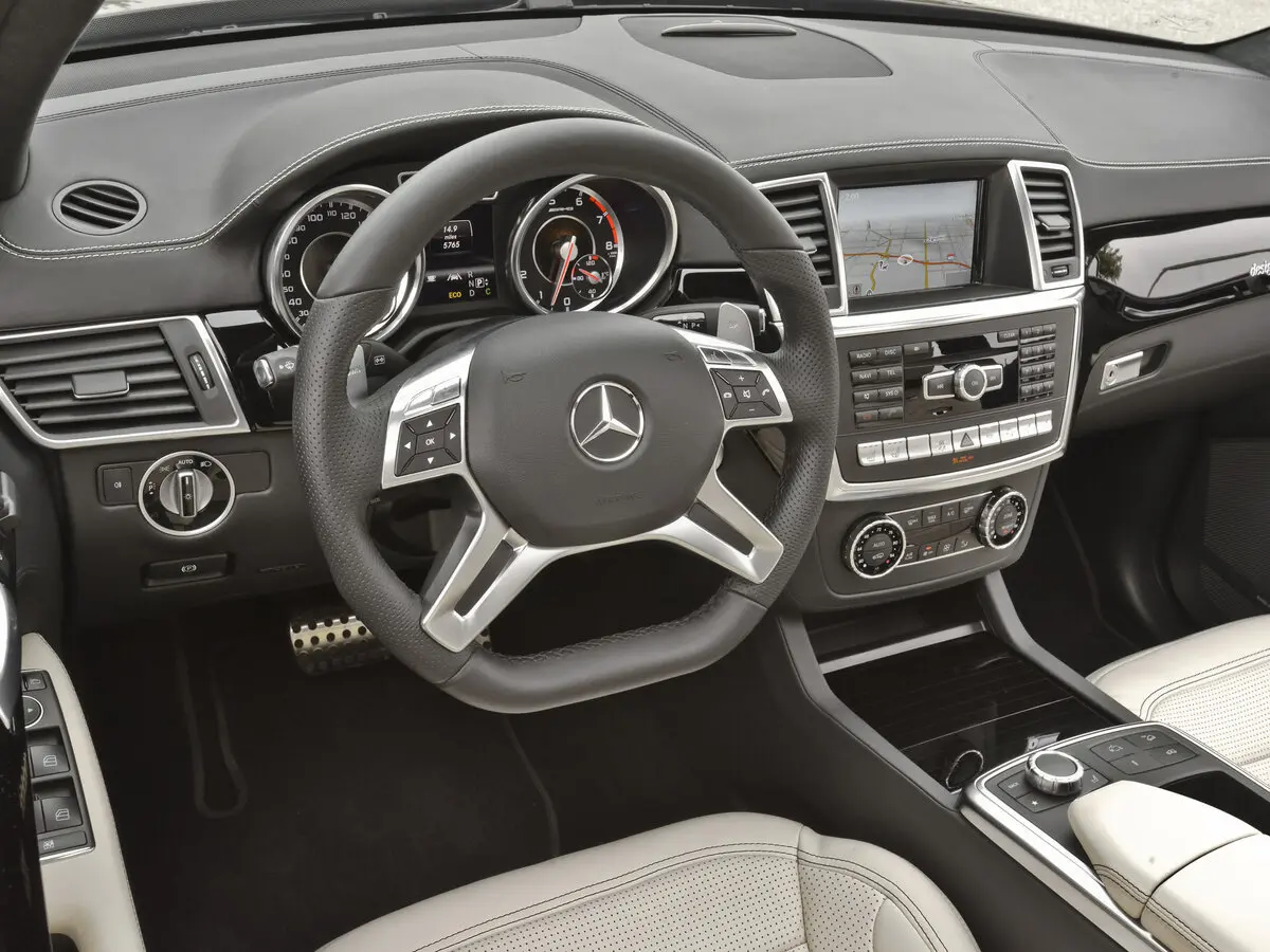 Mercedes-Benz GL-Класс AMG 2012 – 2016 Внедорожник 5 дв. — сүрөт 10