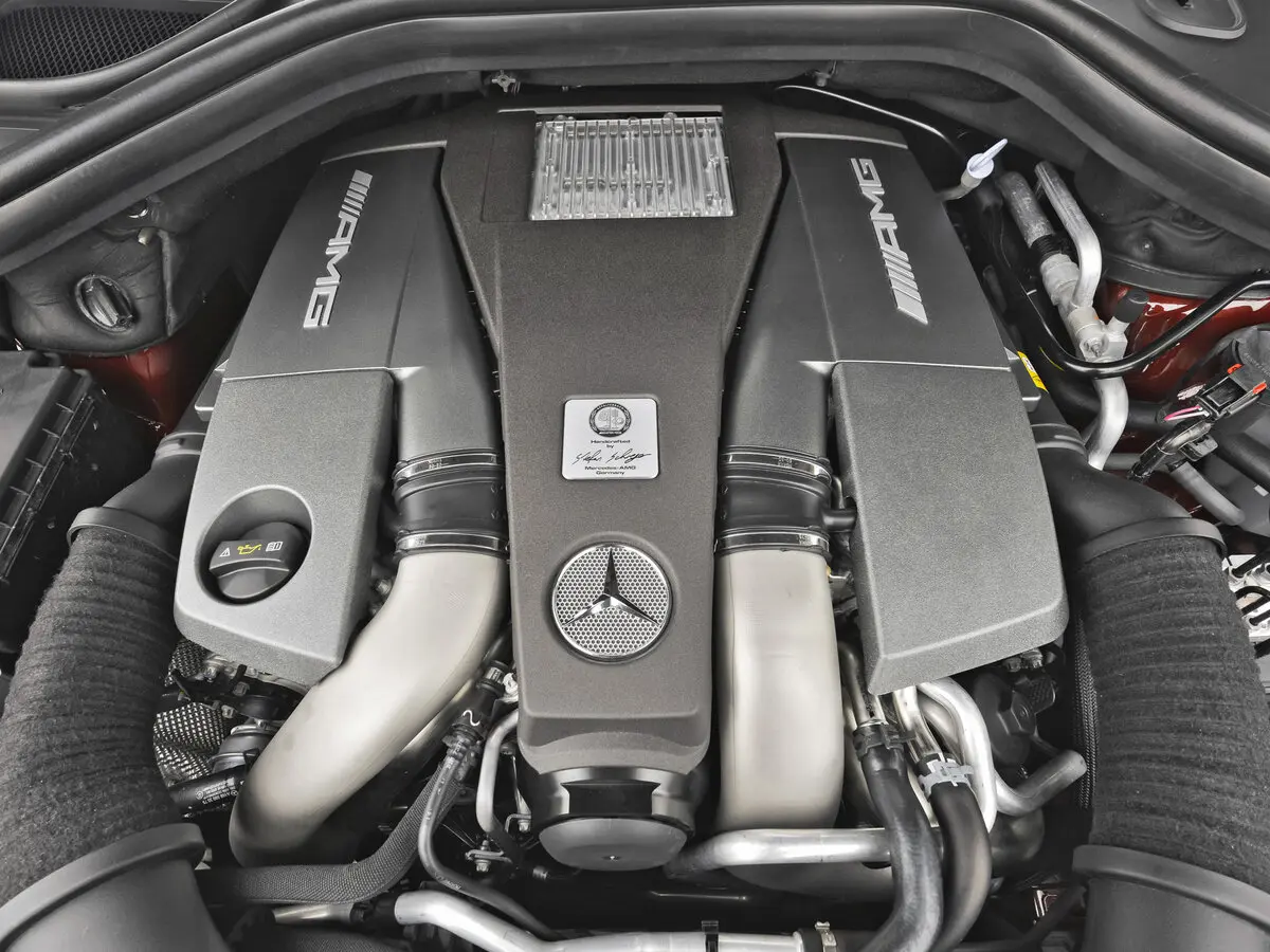 Mercedes-Benz GL-Класс AMG 2012 – 2016 Внедорожник 5 дв. — сүрөт 14