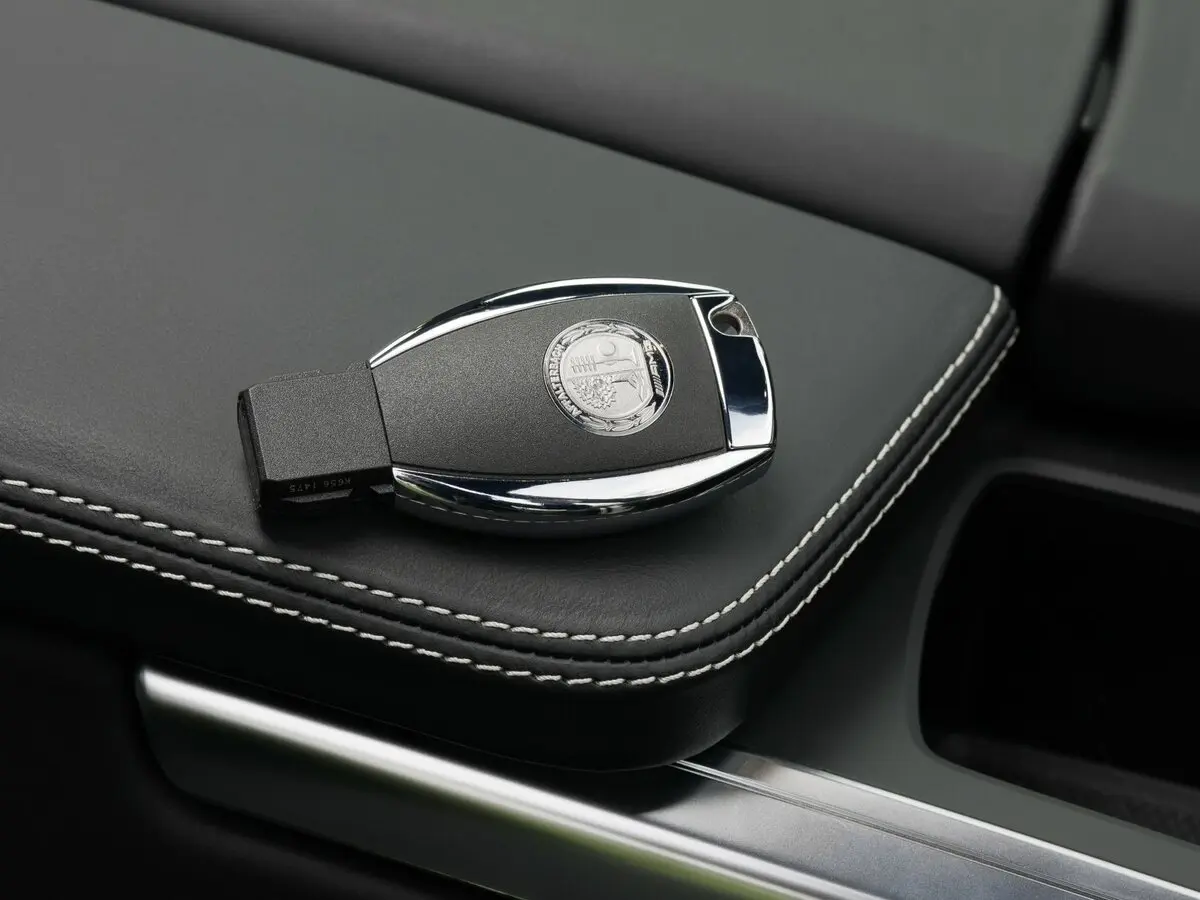 Mercedes-Benz GL-Класс AMG 2012 – 2016 Внедорожник 5 дв. — сүрөт 15
