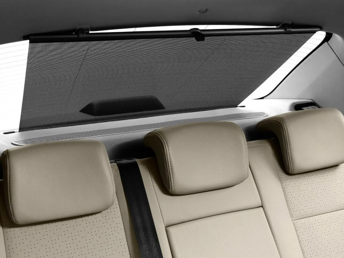 Renault Fluence I Рестайлинг Седан — photo 12