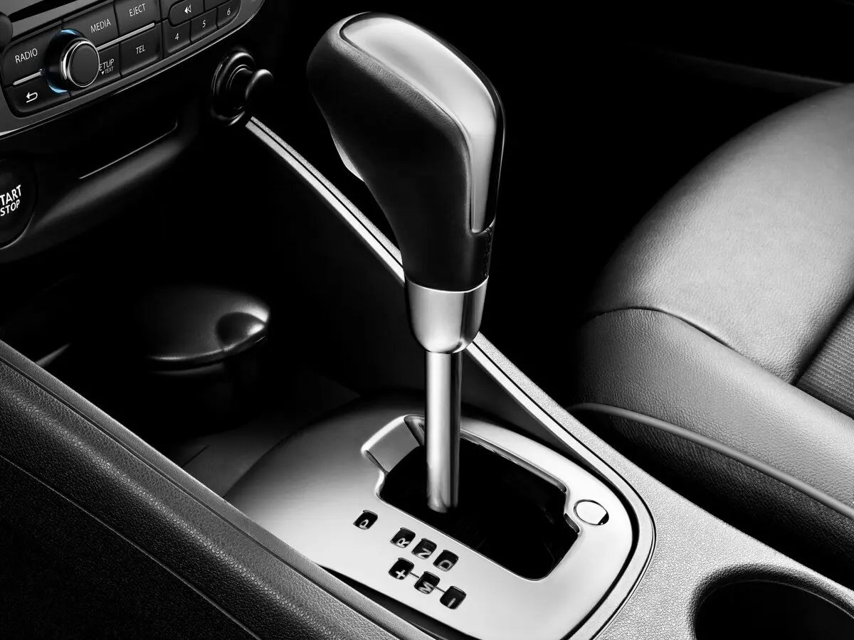 Renault Fluence I Рестайлинг Седан — photo 14