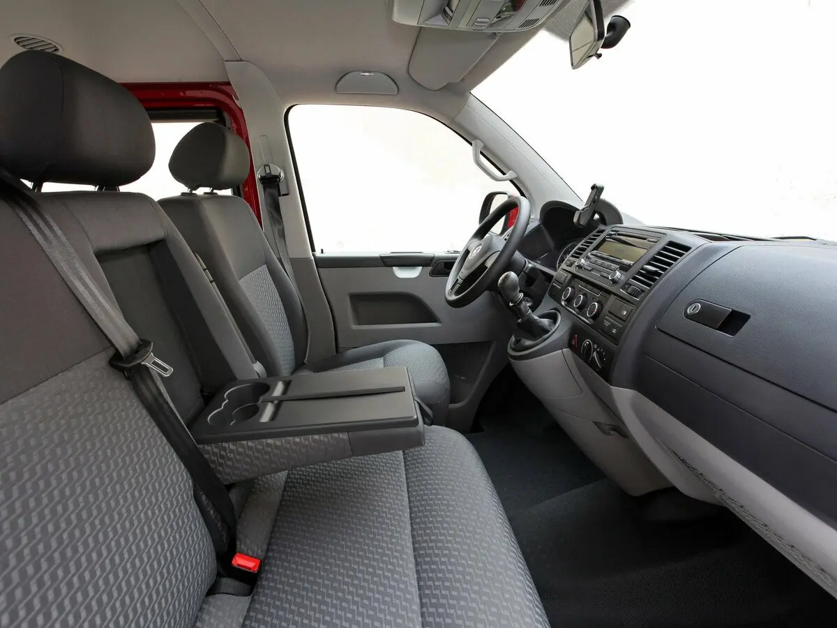 Volkswagen Transporter T5 Рестайлинг Минивэн — сүрөт 3