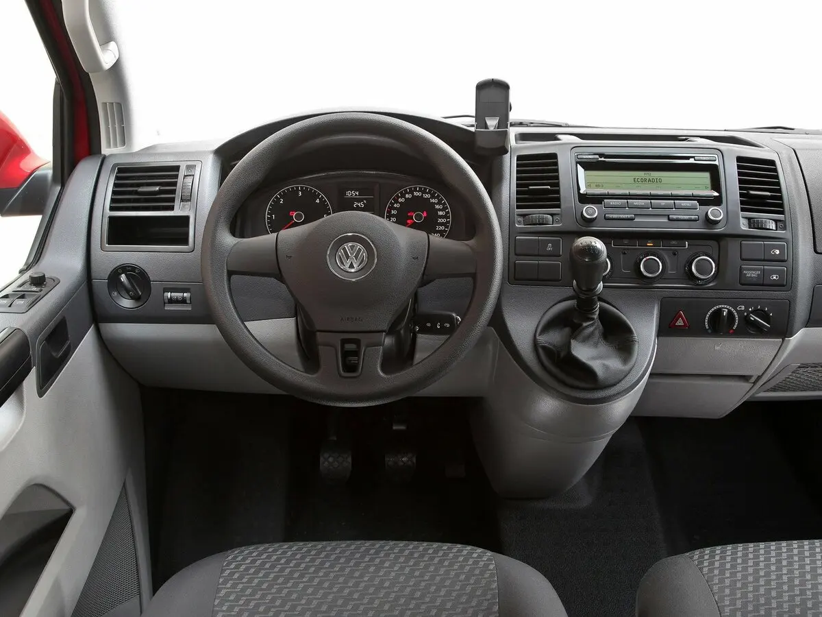 Volkswagen Transporter T5 Рестайлинг Минивэн — сүрөт 5