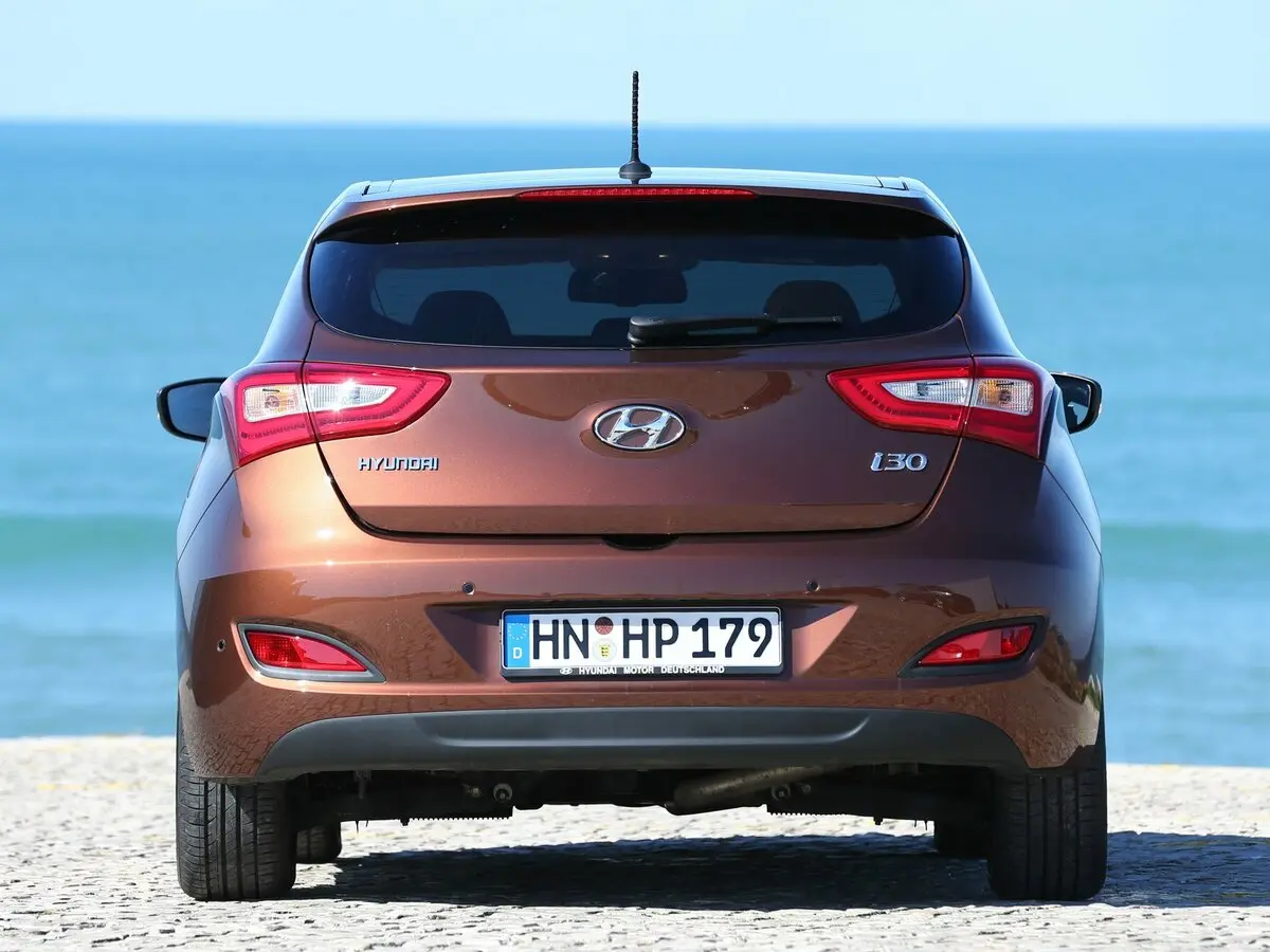 Hyundai i30 II Хэтчбек 3 дв. — фото 4