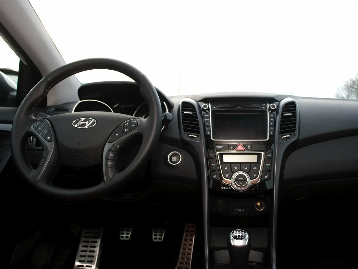 Hyundai i30 II Хэтчбек 3 дв. — фото 6