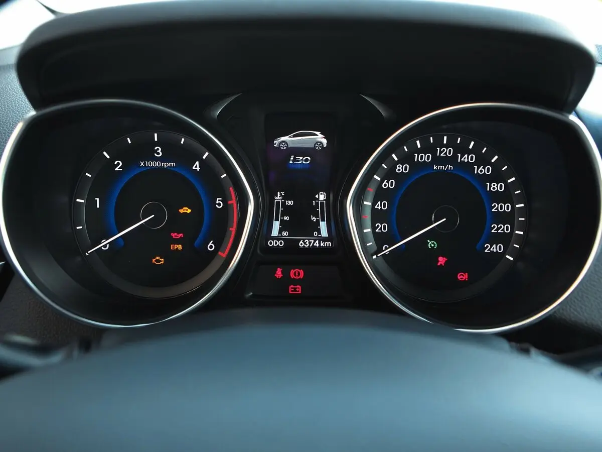 Hyundai i30 II Хэтчбек 3 дв. — фото 9