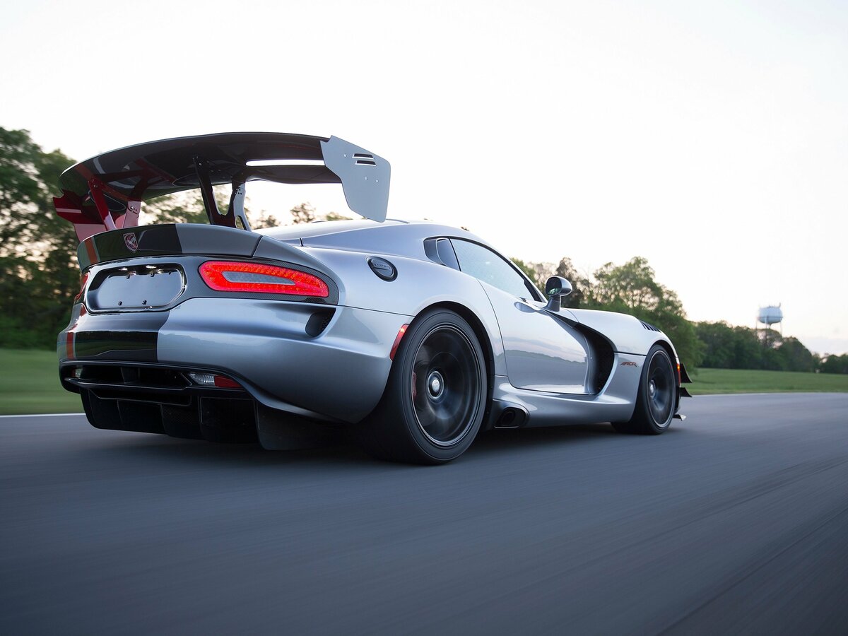 Dodge Viper V Купе — фото 10