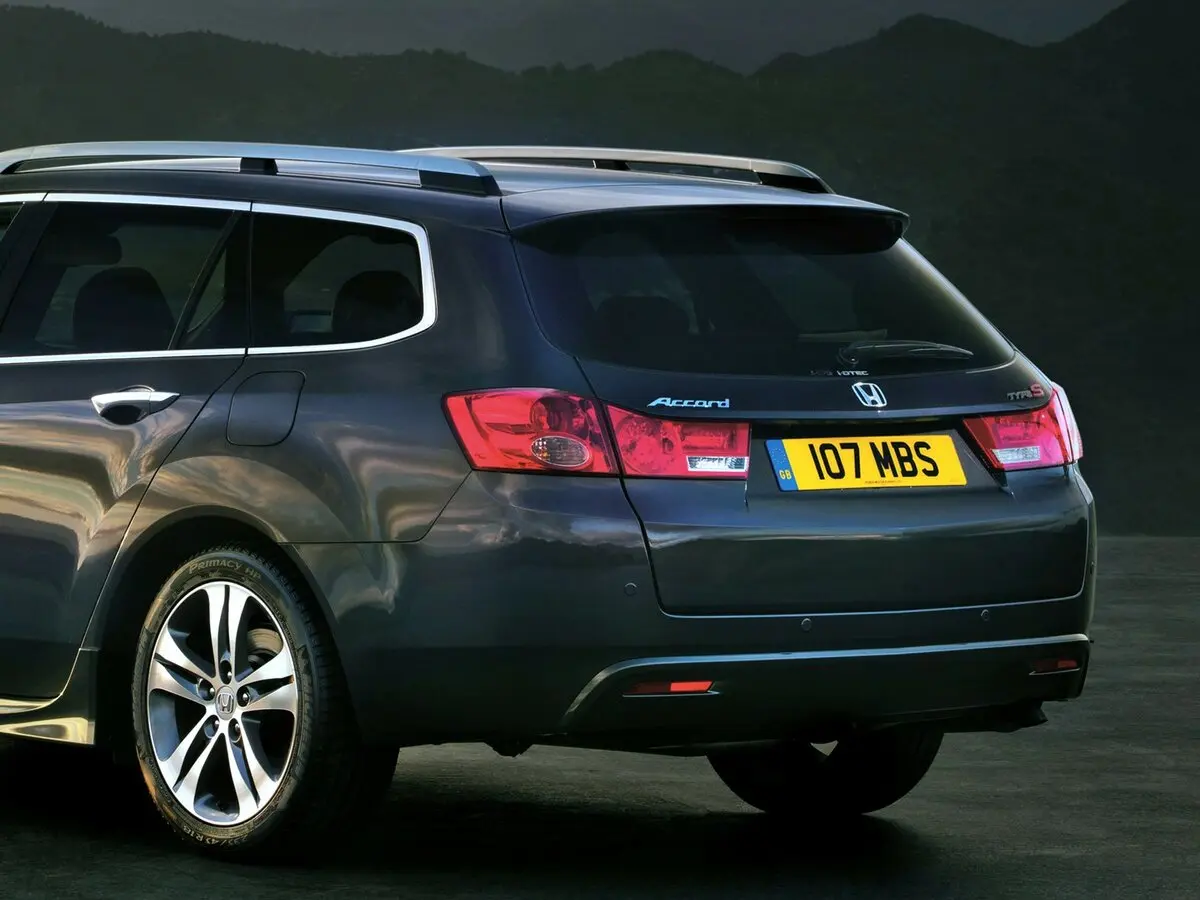 Honda Accord VIII Рестайлинг Универсал 5 дв. — фото 10