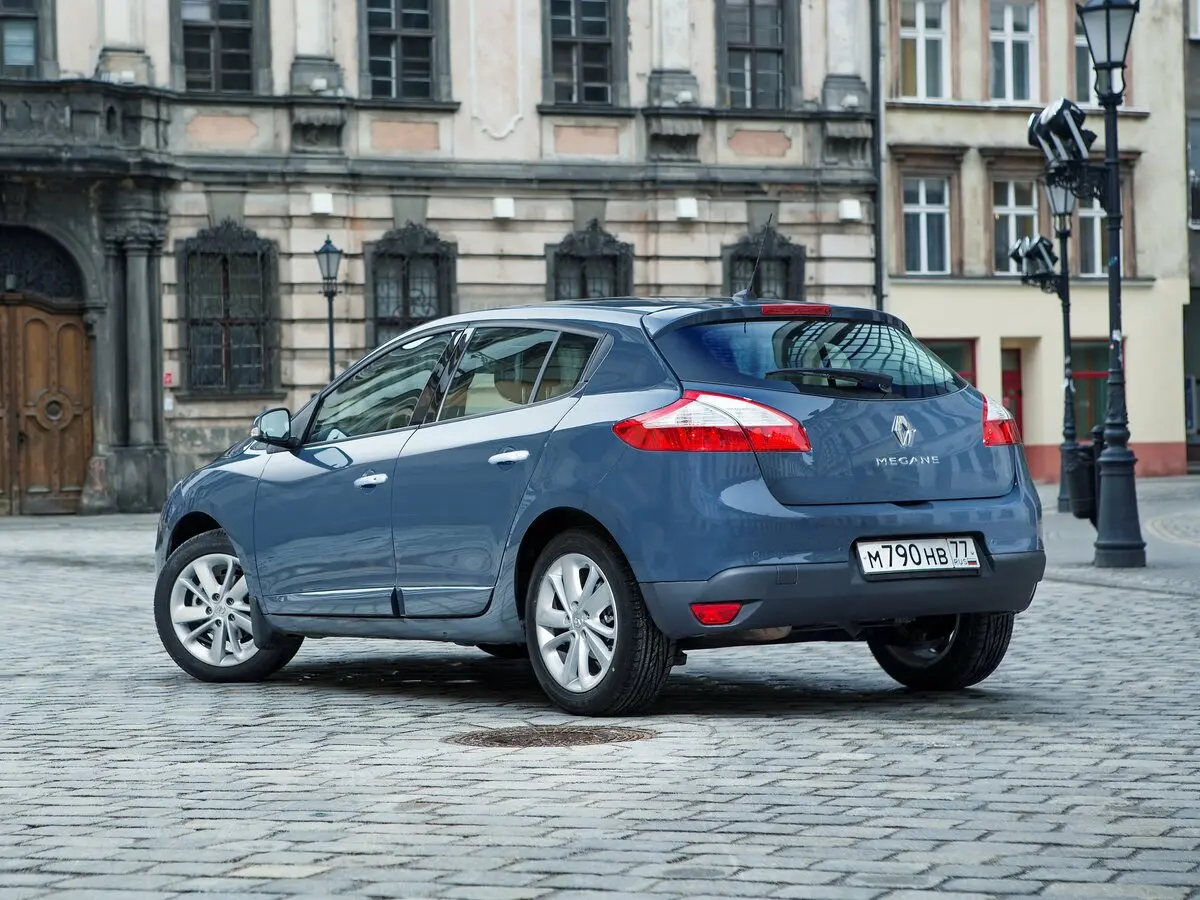 Renault Megane III Рестайлинг Хэтчбек 5 дв. — 照片 5