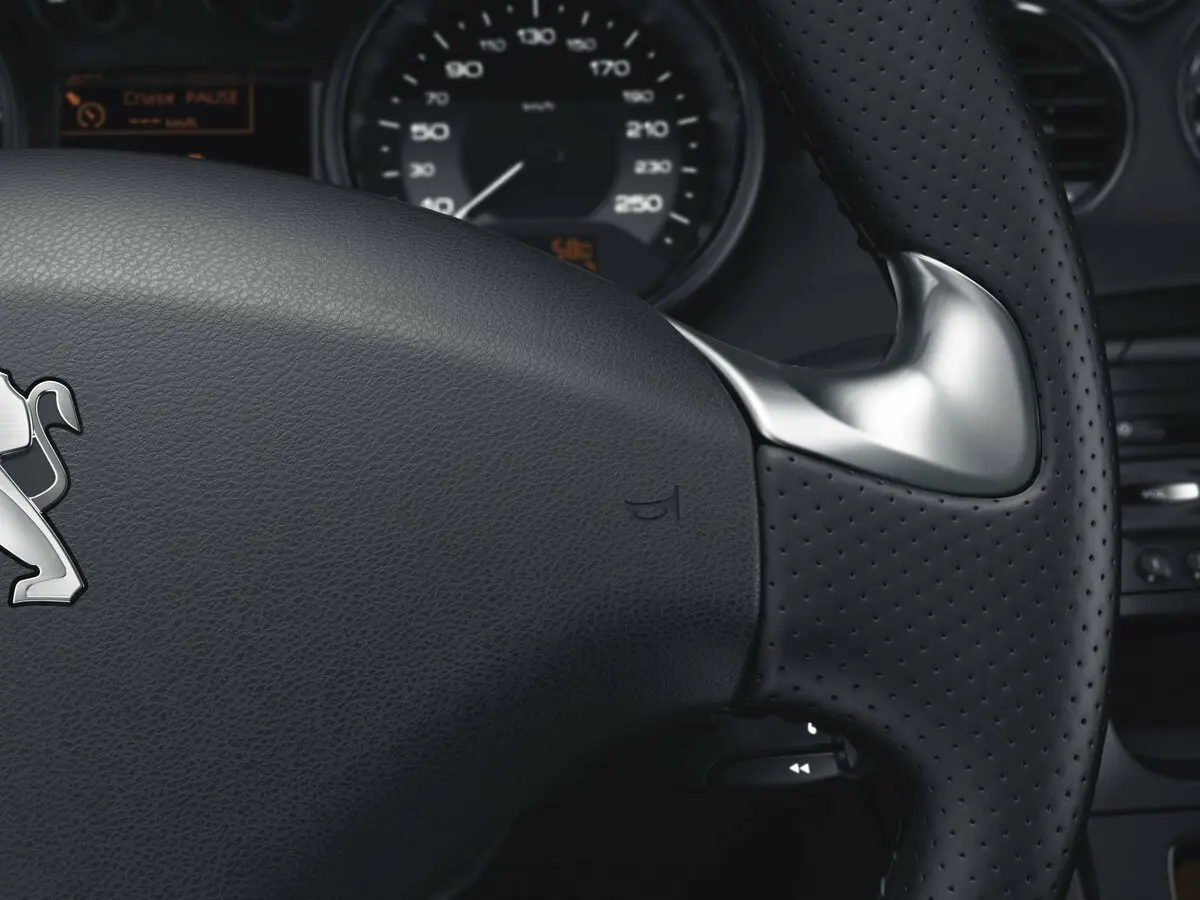 Peugeot RCZ I Рестайлинг Купе — сүрөт 9