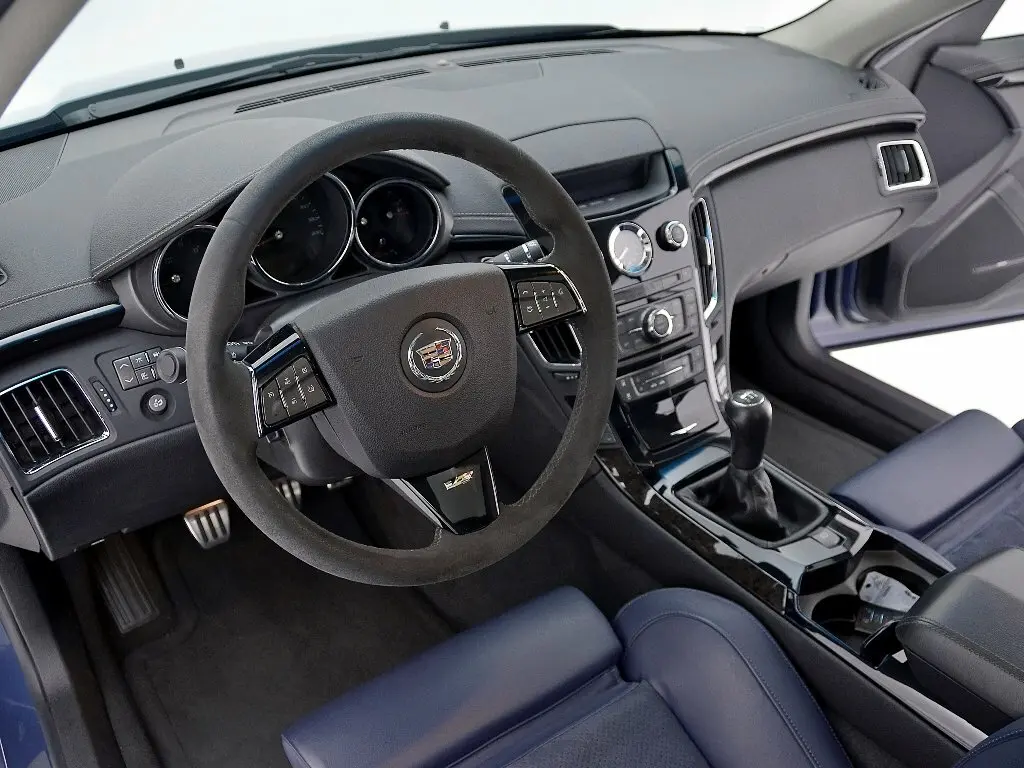 Cadillac CTS-V II Седан — сүрөт 7