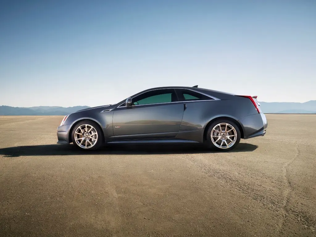 Cadillac CTS-V II Купе — сүрөт 2