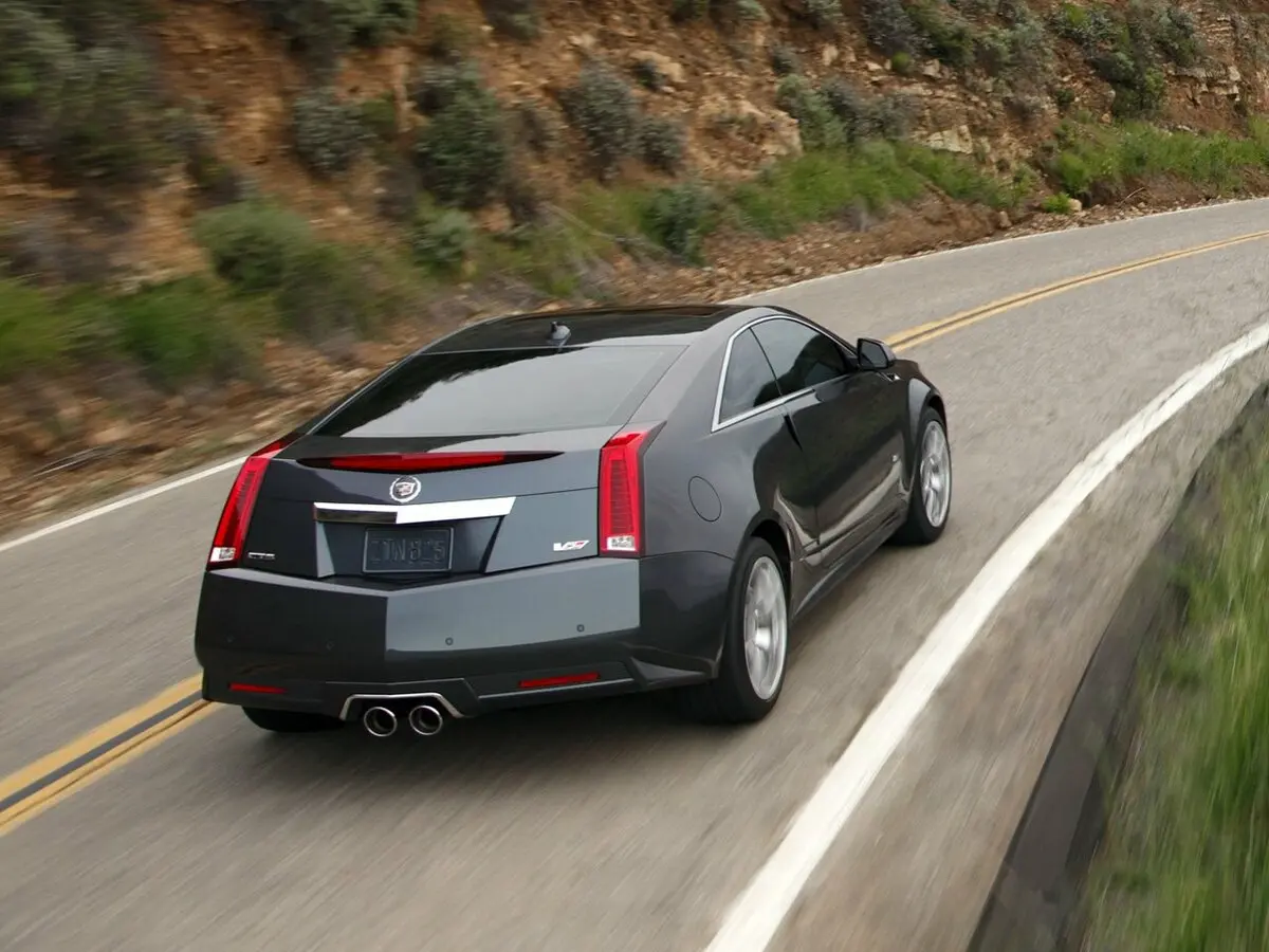 Cadillac CTS-V II Купе — сүрөт 5