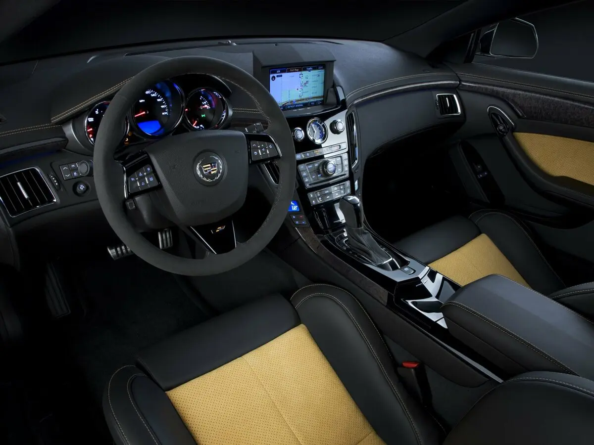 Cadillac CTS-V II Купе — сүрөт 7