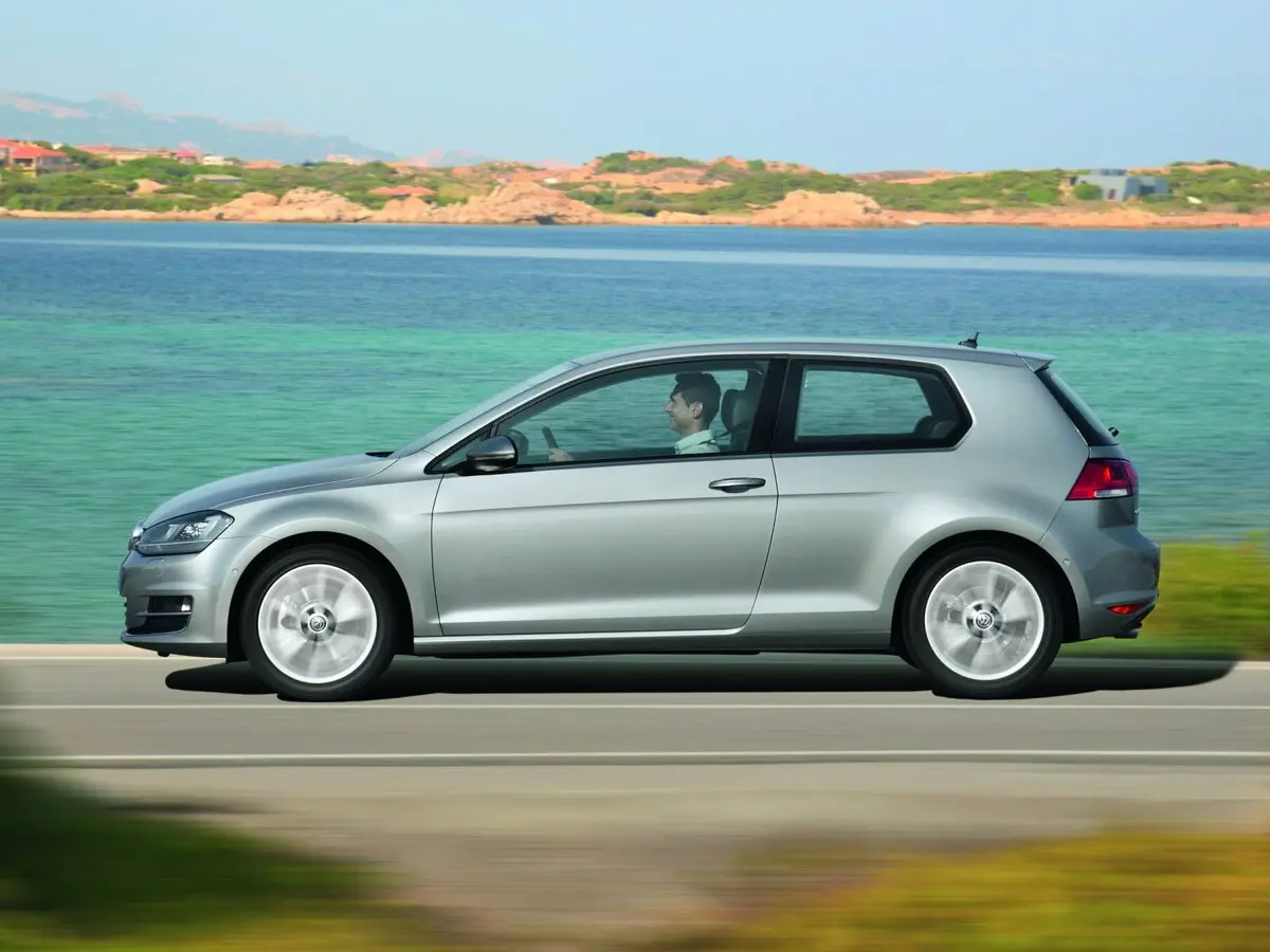 Volkswagen Golf VII Хэтчбек 3 дв. — фото 2